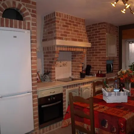 De Charme Avec Jardin, Proche Belgique, Equipe Confort, Ideal Famille Et Motards - Fr-1-510-176 Vakantiehuis