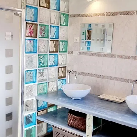 De Charme Avec Jardin, Proche Belgique, Equipe Confort, Ideal Famille Et Motards - Fr-1-510-176 Vakantiehuis *